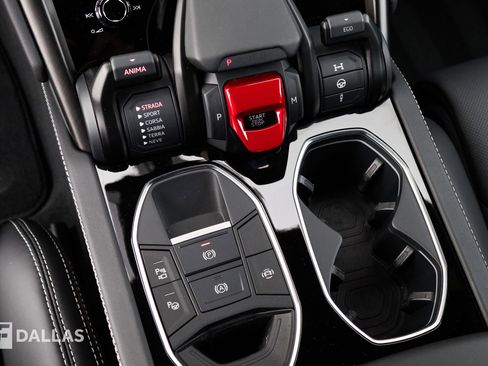 Used 2024 Lamborghini Urus S image 28