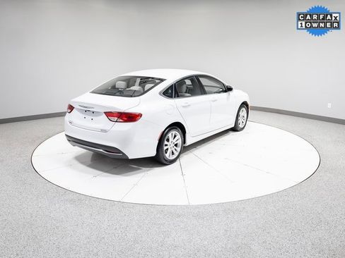 Used 2016 Chrysler 200 Limited image 25