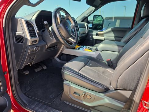 Used 2022 Ford F250 Lariat w/ Lariat Ultimate Package AWD/4WD image 18
