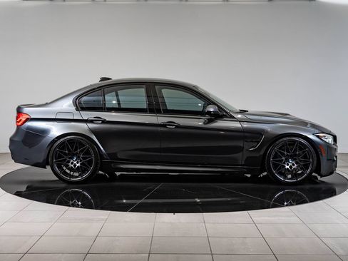 Used 2018 BMW M3 RWD image 11