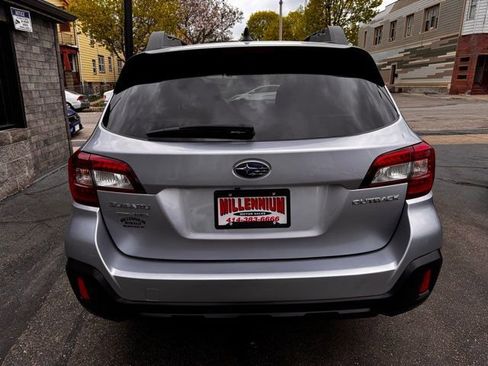 Used 2019 Subaru Outback 2.5i Premium w/ Protection Package #1 AWD/4WD image 5