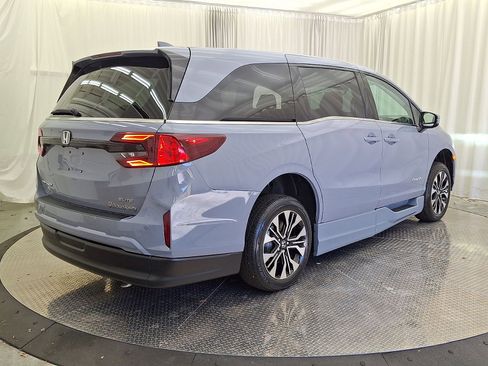 Used 2025 Honda Odyssey Elite image 25