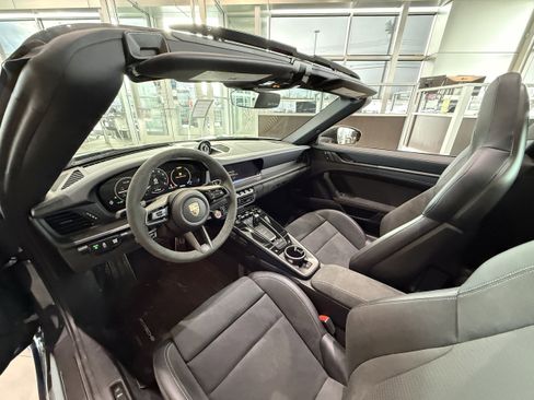 Used 2026 Porsche 911 Targa 4 GTS image 23