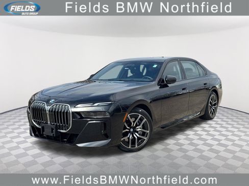 Certified 2023 BMW 760i xDrive AWD/4WD image 1