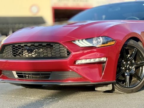 Used 2020 Ford Mustang Coupe w/ Black Accent Package RWD image 7