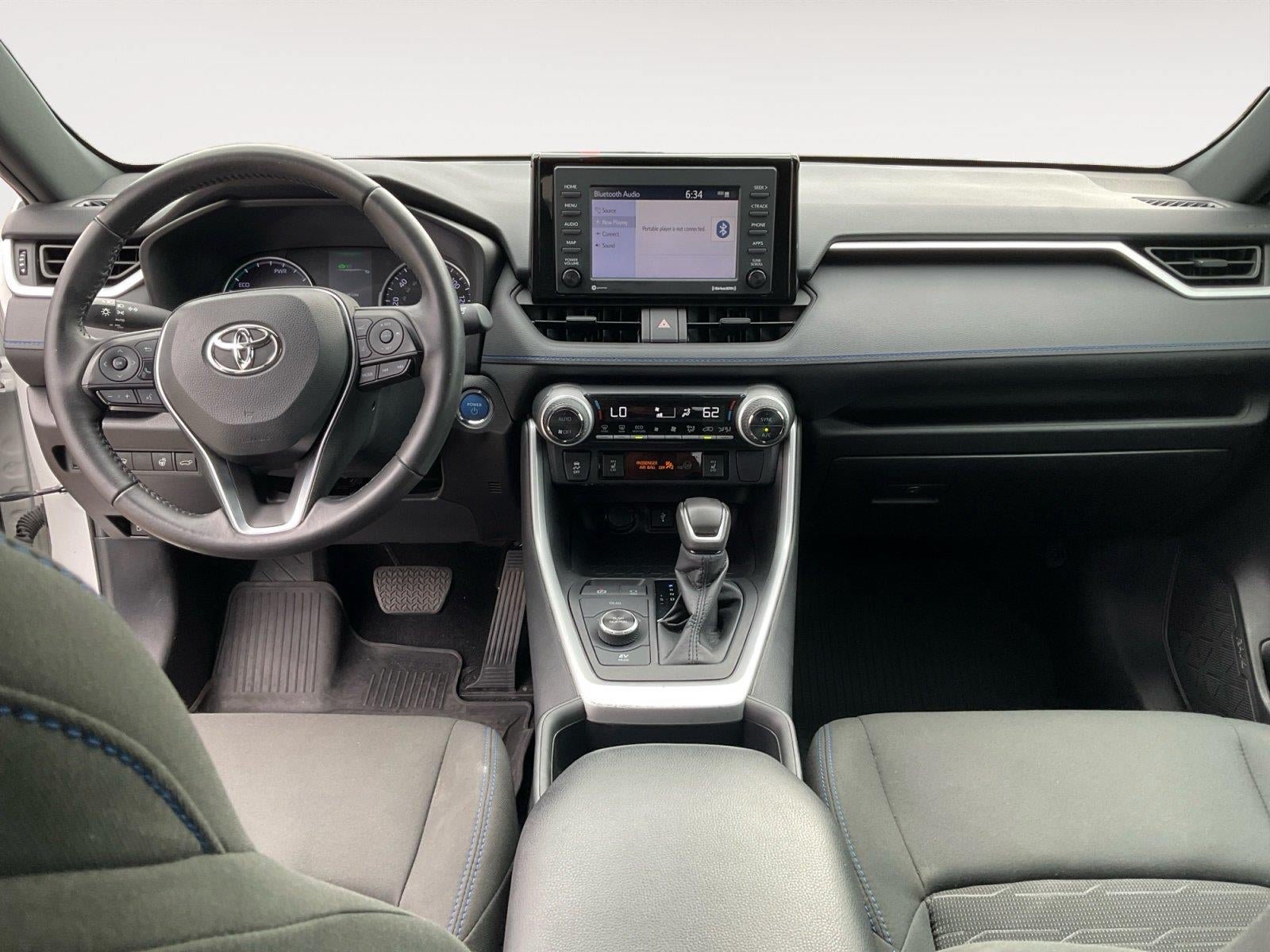 Used 2022 Toyota RAV4 SE w/ Convenience Package AWD/4WD image 10
