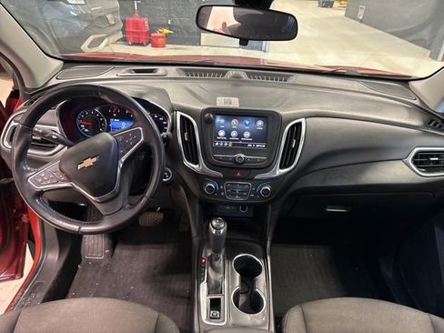 Used 2020 Chevrolet Equinox LT image 23
