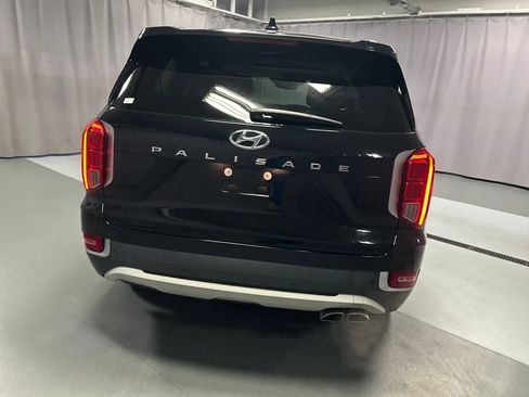 Used 2022 Hyundai Palisade SEL w/ Premium Package FWD image 6