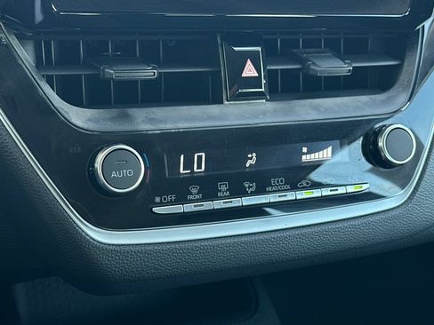 Used 2023 Toyota Corolla LE FWD image 19