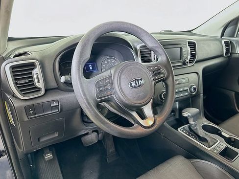 Used 2017 Kia Sportage LX AWD/4WD image 9