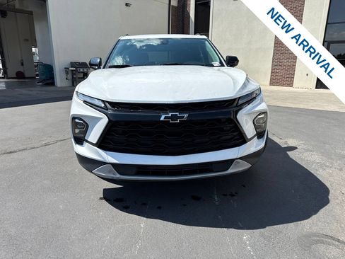 Used 2024 Chevrolet Blazer LT w/ Midnight/Sport Edition AWD/4WD image 2