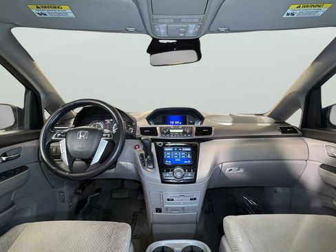Used 2016 Honda Odyssey SE image 31