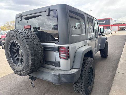 Used 2017 Jeep Wrangler Unlimited Sport w/ Max Tow Package image 7