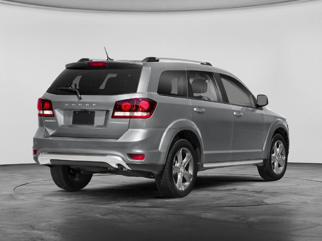 Used 2018 Dodge Journey Crossroad w/ Nav & Sun Group AWD/4WD image 2