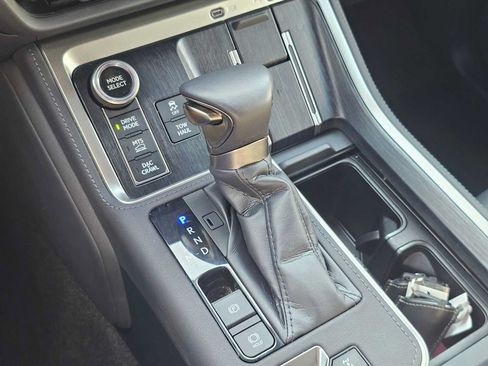 Used 2025 Lexus GX 550 AWD/4WD image 31