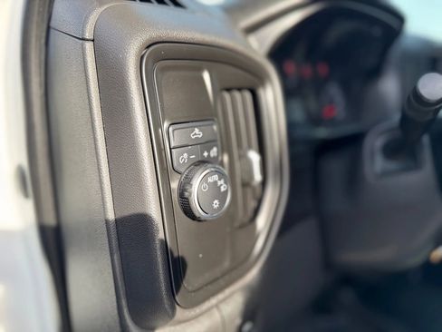 Used 2019 Chevrolet Silverado 1500 W/T image 18