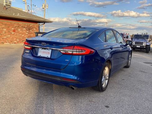 Used 2018 Ford Fusion SE FWD image 9