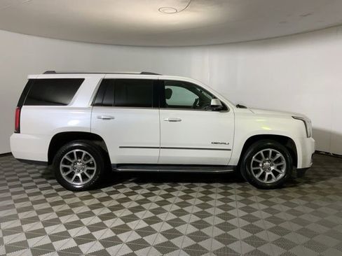 Used 2018 GMC Yukon Denali w/ Open Road Package AWD/4WD image 4