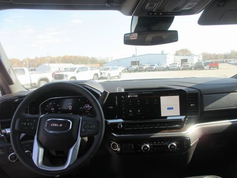 New 2026 GMC Sierra 3500 SLE image 16