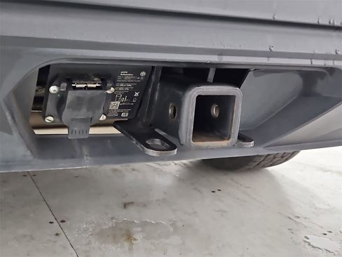 Used 2021 Volkswagen Atlas SEL image 37