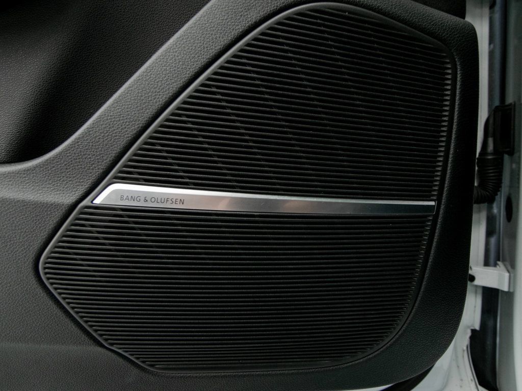 Used 2023 Audi SQ7 Prestige w/ Prestige Package AWD/4WD image 30