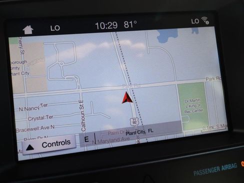 Used 2017 Ford Explorer Platinum image 22