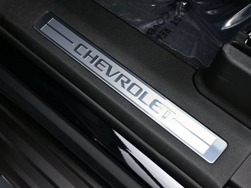 New 2026 Chevrolet Suburban Premier AWD/4WD image 20
