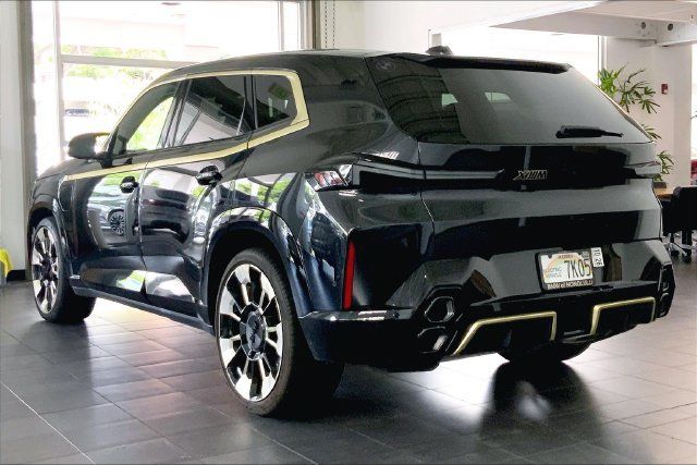Used 2023 BMW XM AWD/4WD image 5