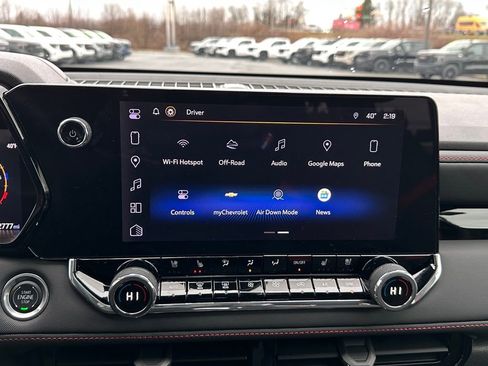 Used 2024 Chevrolet Colorado Z71 w/ LPO, Dark Essentials Package image 29