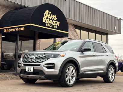 Used 2024 Ford Explorer Platinum w/ Technology Package