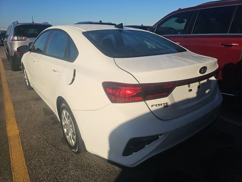 Used 2020 Kia Forte Sedan image 7
