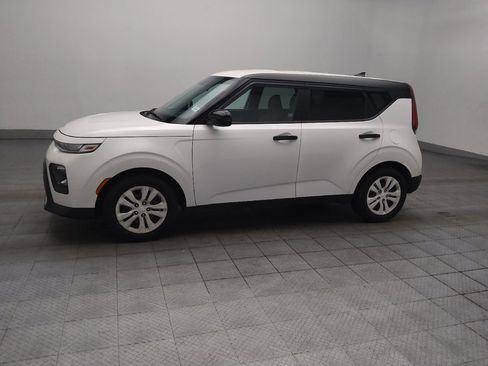 Used 2022 Kia Soul LX FWD image 2