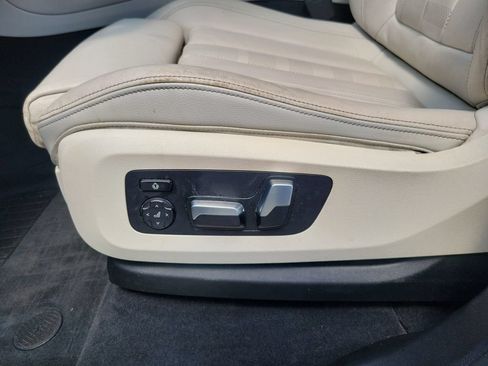 Used 2020 BMW X5 xDrive40i w/ Premium Package AWD/4WD image 13