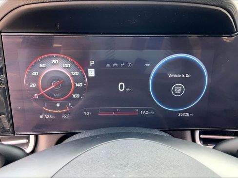 Used 2024 Hyundai Elantra SEL w/ Convenience Package image 24