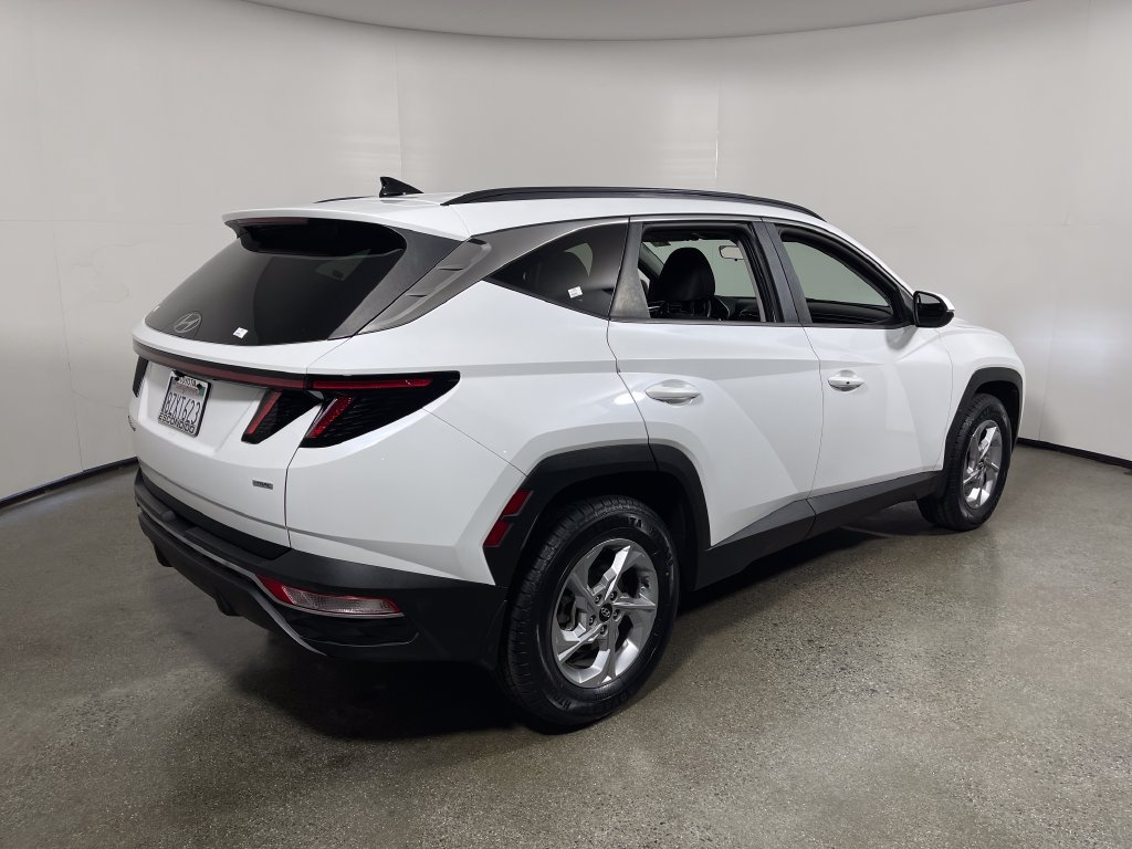 Used 2022 Hyundai Tucson SEL w/ Winter Package AWD/4WD image 3