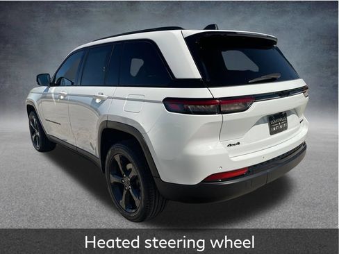 Used 2024 Jeep Grand Cherokee Limited w/ Black Appearance Package AWD/4WD image 6