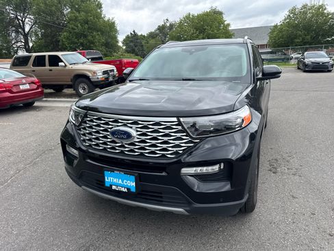 Used 2020 Ford Explorer Platinum w/ Premium Technology Package AWD/4WD image 2
