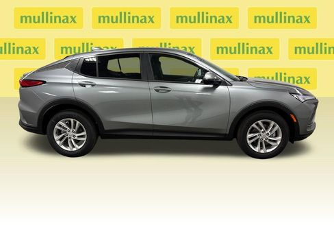 New 2026 Buick Envista Preferred w/ Advanced Safety Package FWD image 19