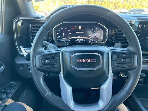Used 2024 GMC Sierra 1500 SLT w/ SLT Premium Plus Package image 18