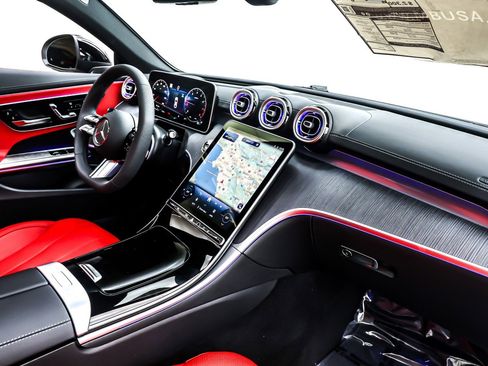 New 2026 Mercedes-Benz CLE 300 4MATIC Coupe image 5