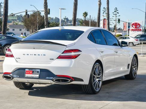 Used 2022 Genesis G70 3.3T image 8