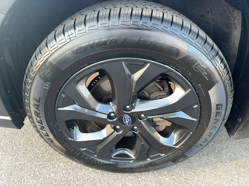 Certified 2022 Subaru Outback Onyx Edition XT w/ Popular Package #2 image 13