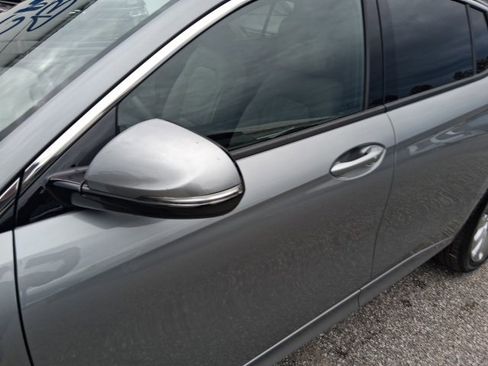 Certified 2025 Buick Envista Avenir image 3