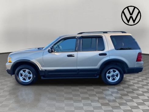 Used 2003 Ford Explorer XLT image 5