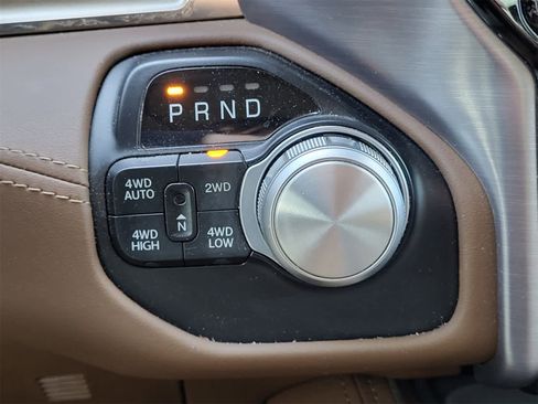 Used 2020 RAM 1500 Limited image 28