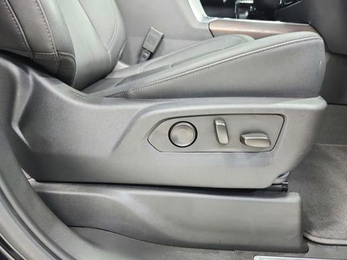 Used 2023 GMC Sierra 1500 SLT w/ SLT Premium Package image 44