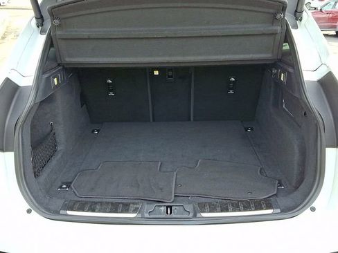 Used 2024 Jaguar F-PACE R-Dynamic S image 34