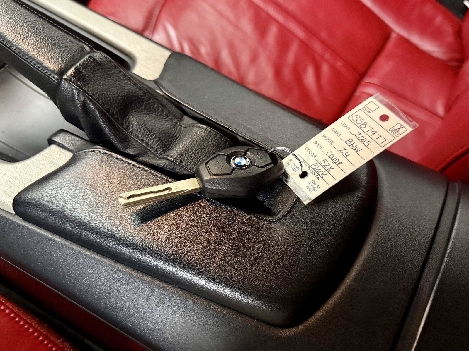 Used 2005 BMW Z4 3.0i RWD image 30