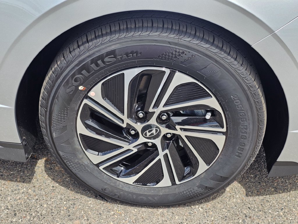 New 2026 Hyundai Sonata Blue FWD image 9