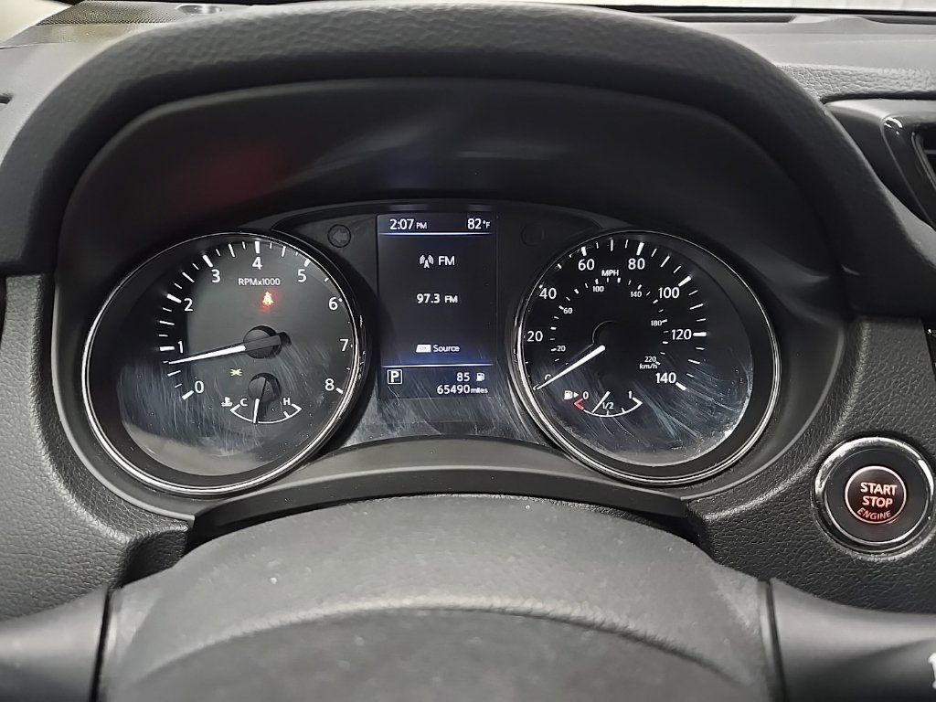 Used 2018 Nissan Rogue SV AWD/4WD image 22